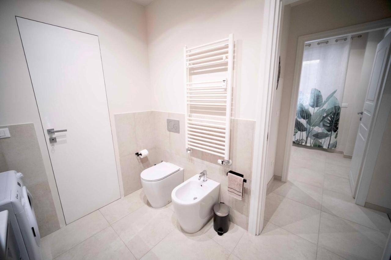 Appartamento Moderno ❴ 300 Mt. Da Porta Nuova ❵ ตูริน ภายนอก รูปภาพ